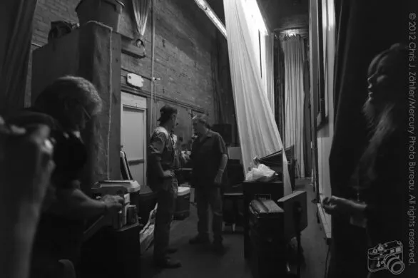 Backstage (II)