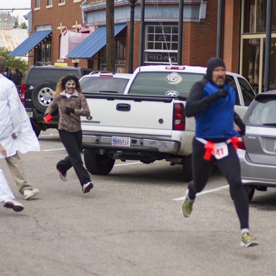 Fast Zombie Girl (Zig-Zag) — Oklahoma’s Premier Zombie Race: Zombie Bolt 5K, Guthrie, Oklahoma