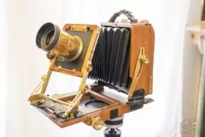 Wista 45DX 4×5 field camera, movements shown. With ca. 1850 unknown maker Petzval formula lens ƒ3.0/105mm — OKIE-X (Oklahoma Musicians on X-ray Film)