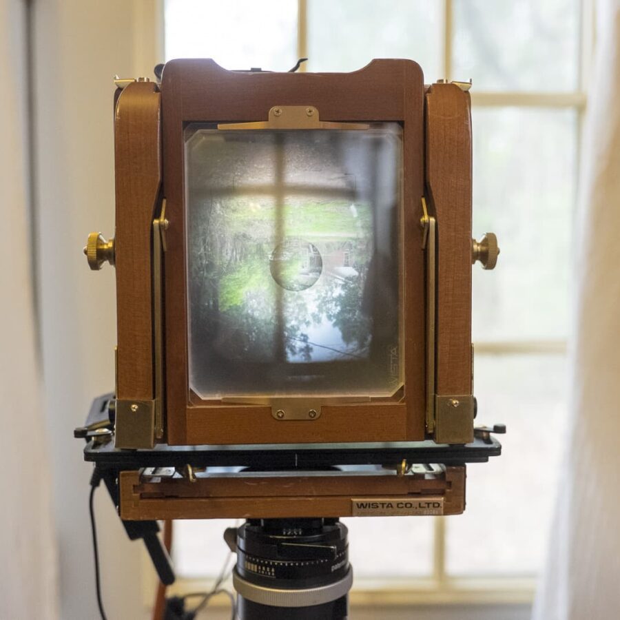 Wista 45DX 4×5 field camera, rear view showing image in ground