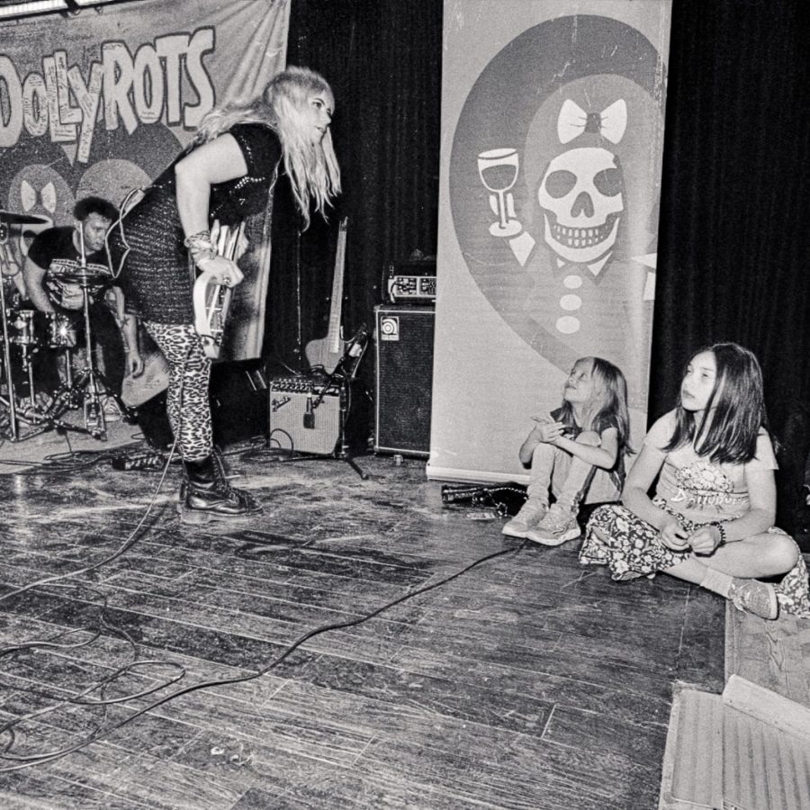 Kelly talking to Kids on Stage — The Dollyrots at the 89th St Collective