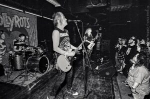 The Dollyrots (II) — The Dollyrots at the 89th St Collective