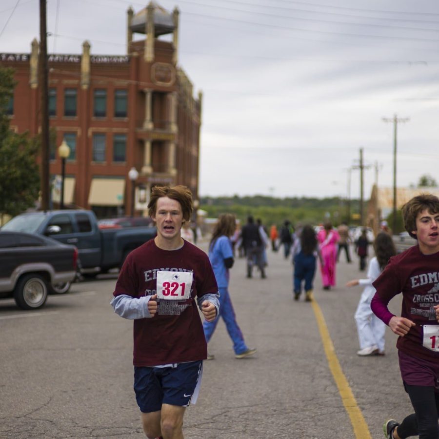 Edmond Cross Country — Oklahoma’s Premier Zombie Race: Zombie Bolt 5K, Guthrie, Oklahoma
